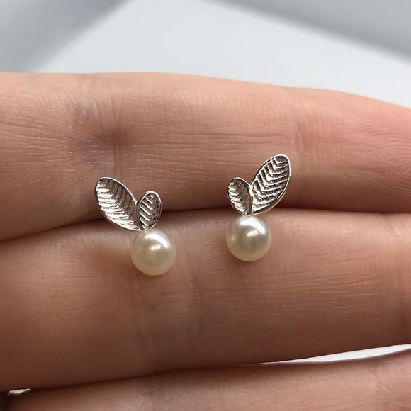 Sterling Silver 925 Faux Pearl Stud Earrings - Picture 2 of 3